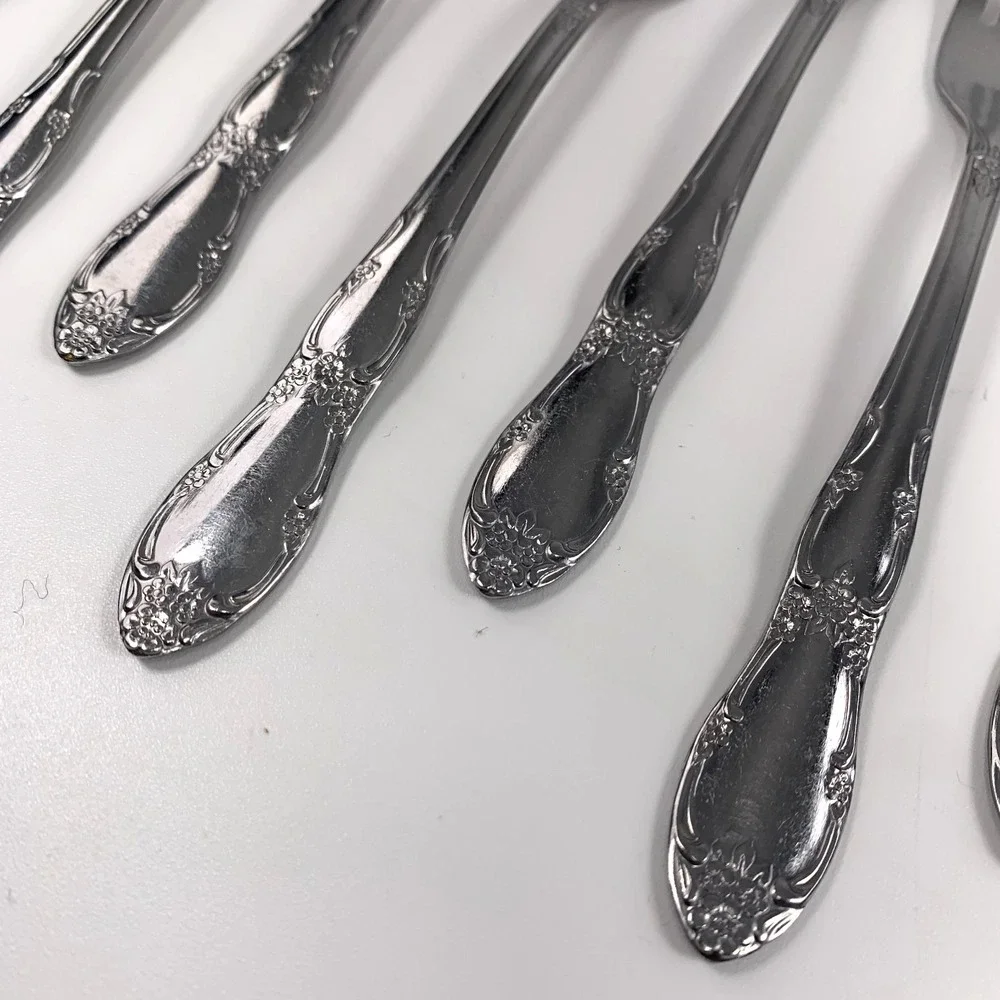 62pc Oneida Wm A Rogers Stainless Flatware - Fenway Daydream Forks Spoons Knives